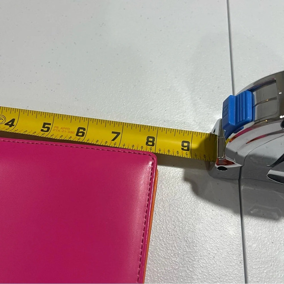 Kate Spade Kindle Cover - Picture 5 of 5